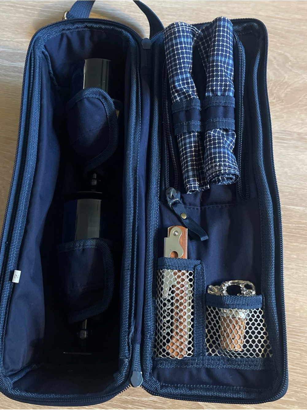 Vintage EDDIE BAUER Insulated Wine Bag Carrier Picnic Set - Picture 4 of 9